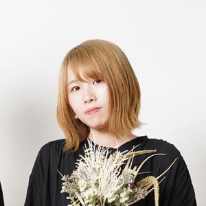 株式会社LOOOKU