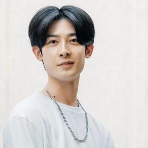中嶋玲於