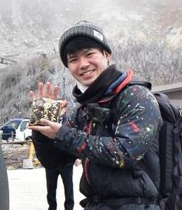 垣花恵祐
