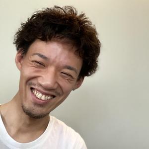 たくや