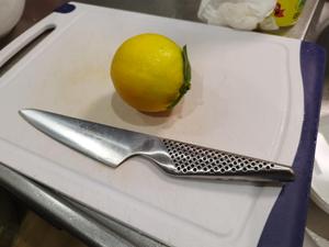 にした