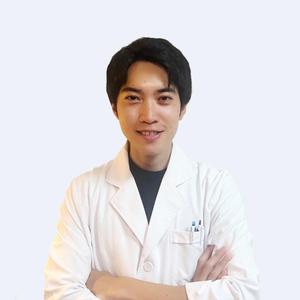 薬剤師YUYA
