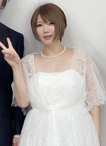 まや
