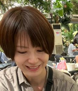 池野しおり