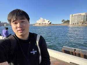 石田 智輝