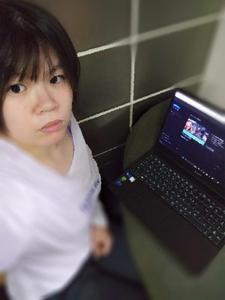 夜闇レイ