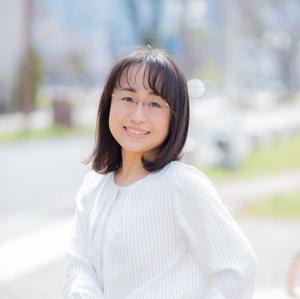 足立美和