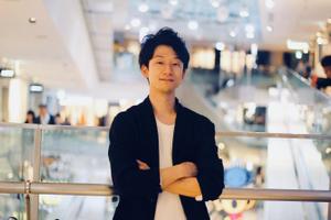 大手会計事務所勤務・元外資系生命保険営業