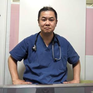 山本 健二