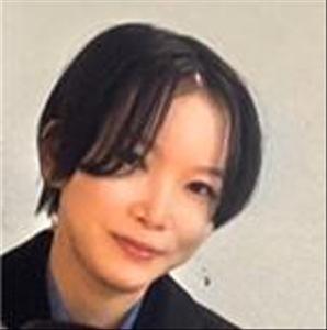 南真依