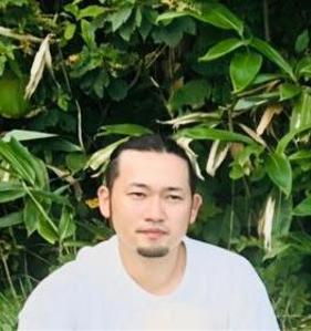 岩崎 一輝