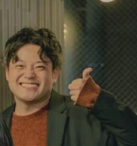 秋山遼