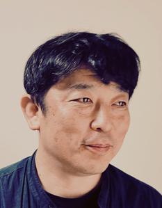 担当者名