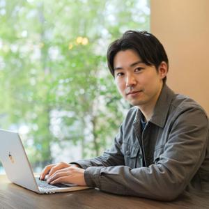 成果に導く英日Webデザイナー