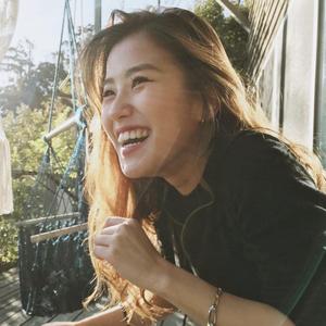 富田 杏里