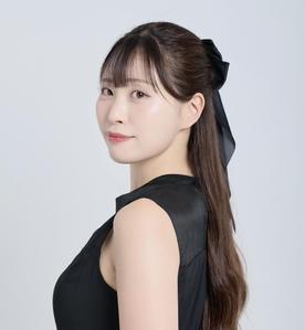 根尾 秋乃