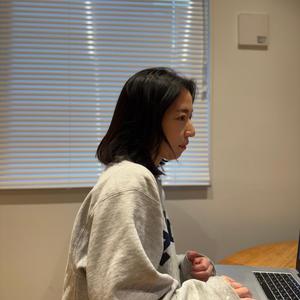 東坂初美