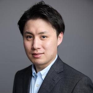 小坂 慎一郎