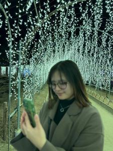 きょろ
