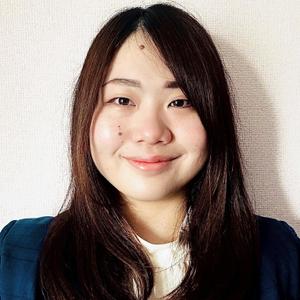 山田菜津美