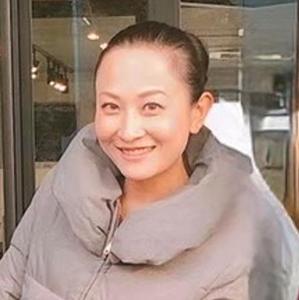 中村麻利恵