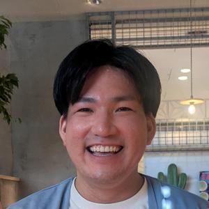 内田 真佑