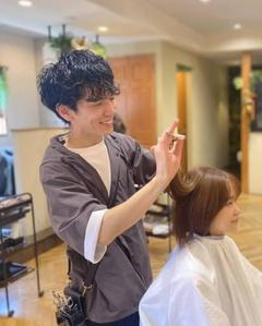 さくらがわ【美容師×ライター】