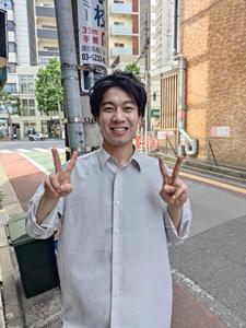 本舘 輝