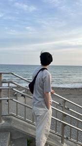 小林 リョウタ