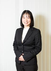 みーな