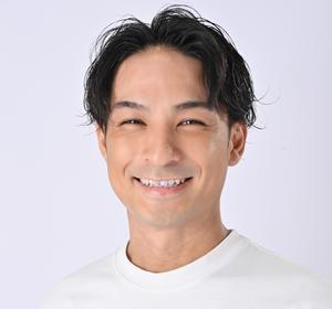 横地 健