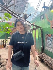鈴木雄人