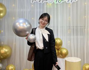 Anh アイン