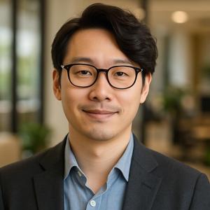 上田　伸也