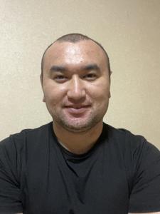 担当者名