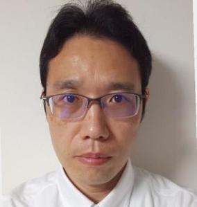 石井 満