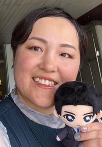 トミサワ　アヤカ