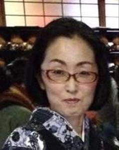山本　道江