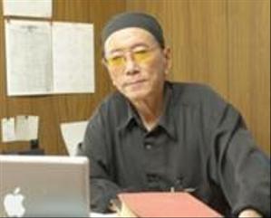芳井文人