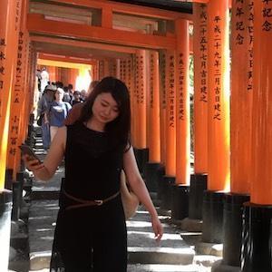 宇佐美 詩織
