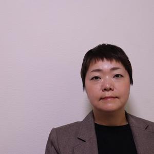 山内　友美恵