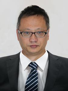 占部　賀唯