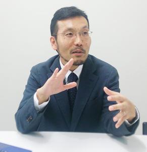 イージャン